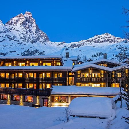 Hotel Hermitage Relais & Chateaux بيريوِل تْشيرفينيا المظهر الخارجي الصورة