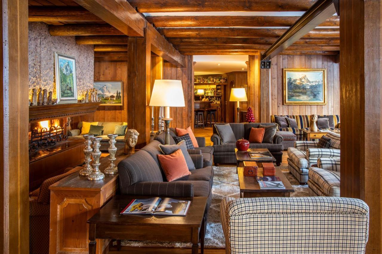 Hotel Hermitage Relais & Chateaux بيريوِل تْشيرفينيا المظهر الخارجي الصورة