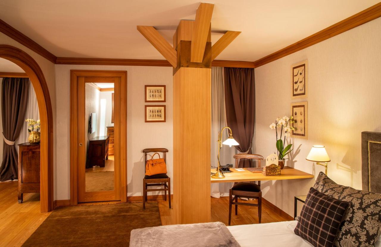 Hotel Hermitage Relais & Chateaux بيريوِل تْشيرفينيا المظهر الخارجي الصورة