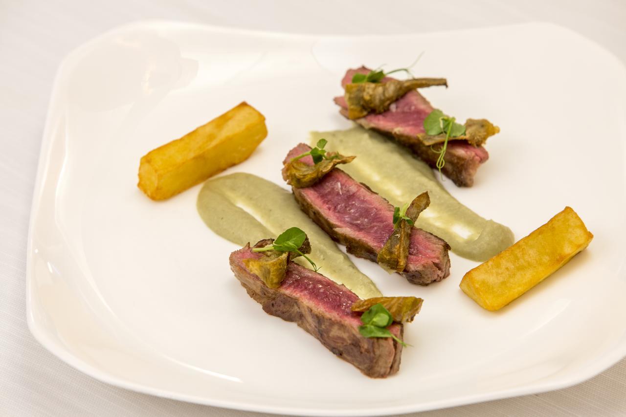 Hotel Hermitage Relais & Chateaux بيريوِل تْشيرفينيا المظهر الخارجي الصورة