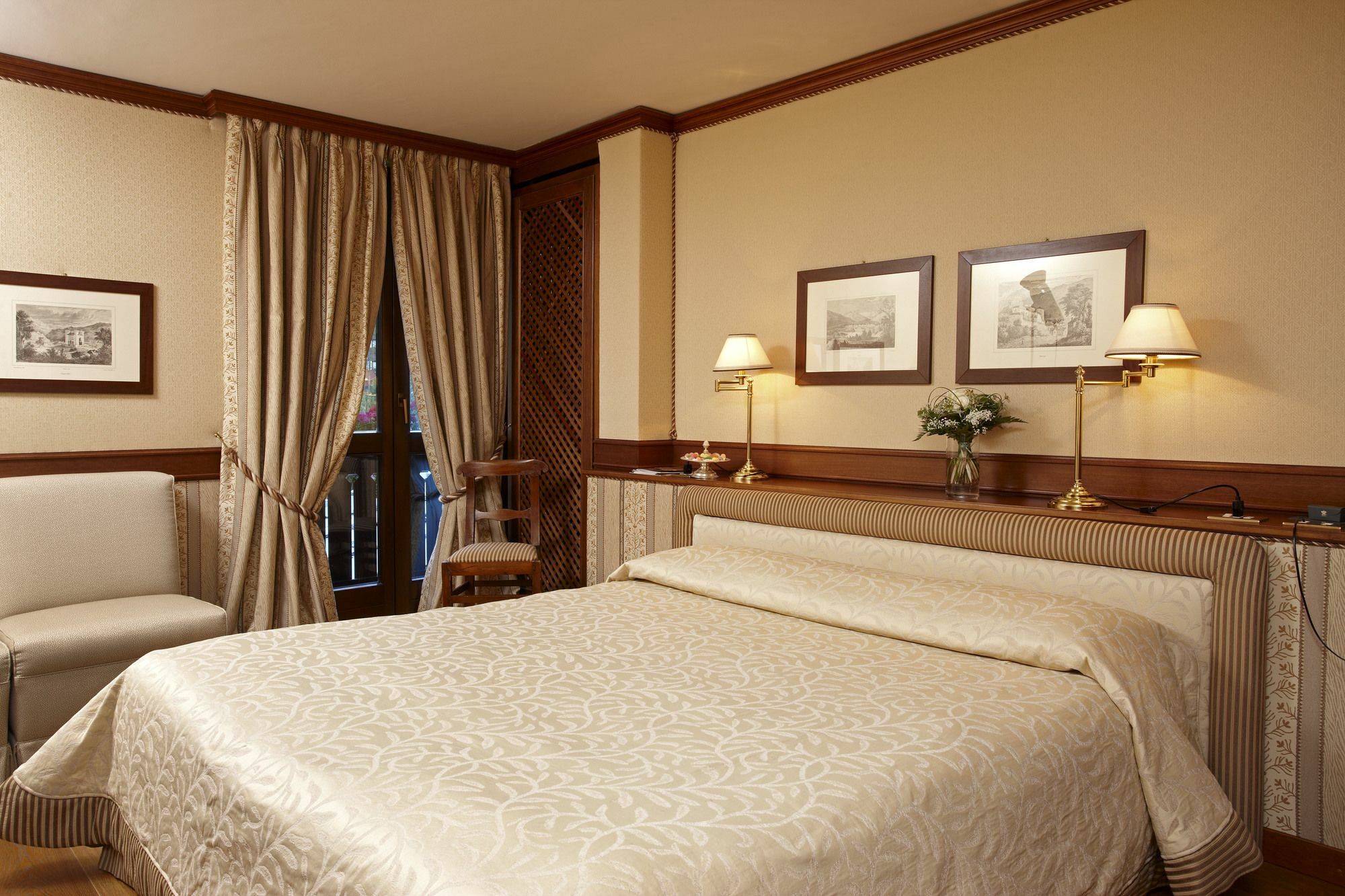 Hotel Hermitage Relais & Chateaux بيريوِل تْشيرفينيا المظهر الخارجي الصورة